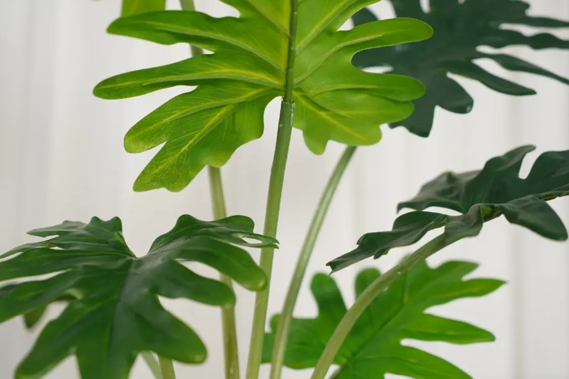 Wholesale Palm Outdoor Indoor Home Ornamental  Potted tree Artificial Palm Tree Artificial Plants for Sale