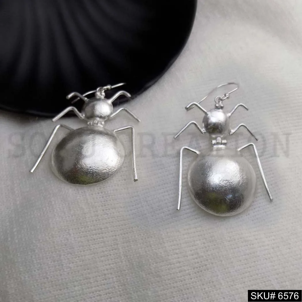 Silver plated Stylish Ant Design of Ear Wire Earring SKU6576