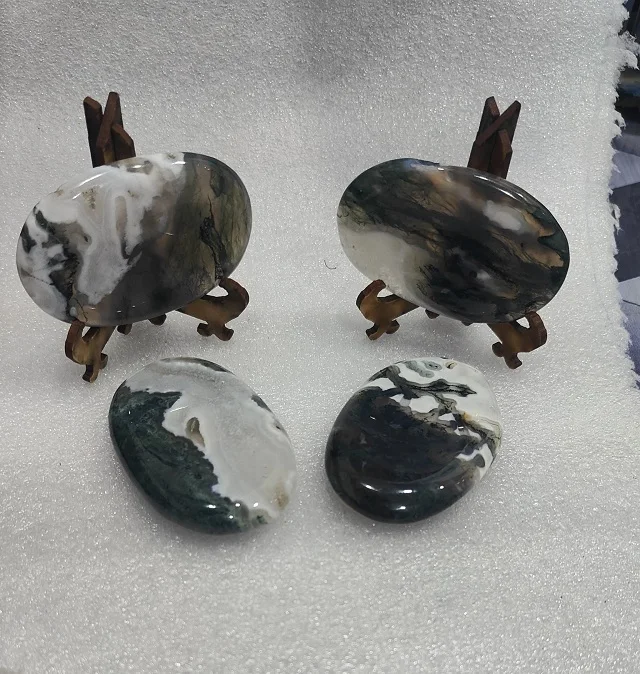 SOHA AGATE Natural Crystal Moss Agate Flat Palms stones Crystals Stones Moss Agate Palm Healing Crystal Palm Stone For Sale