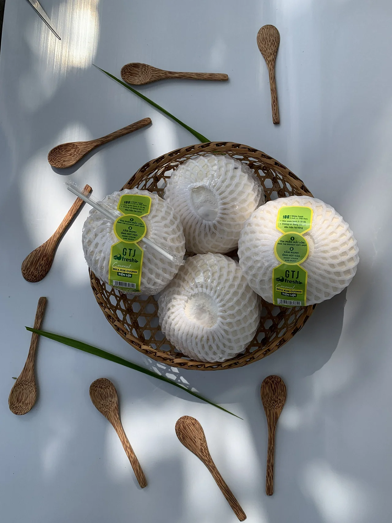 Top Quality Ready to Drink Purify and Detoxify the Body Fresh Fruit Water White Coconut From GTJ Fresh With Factory Price