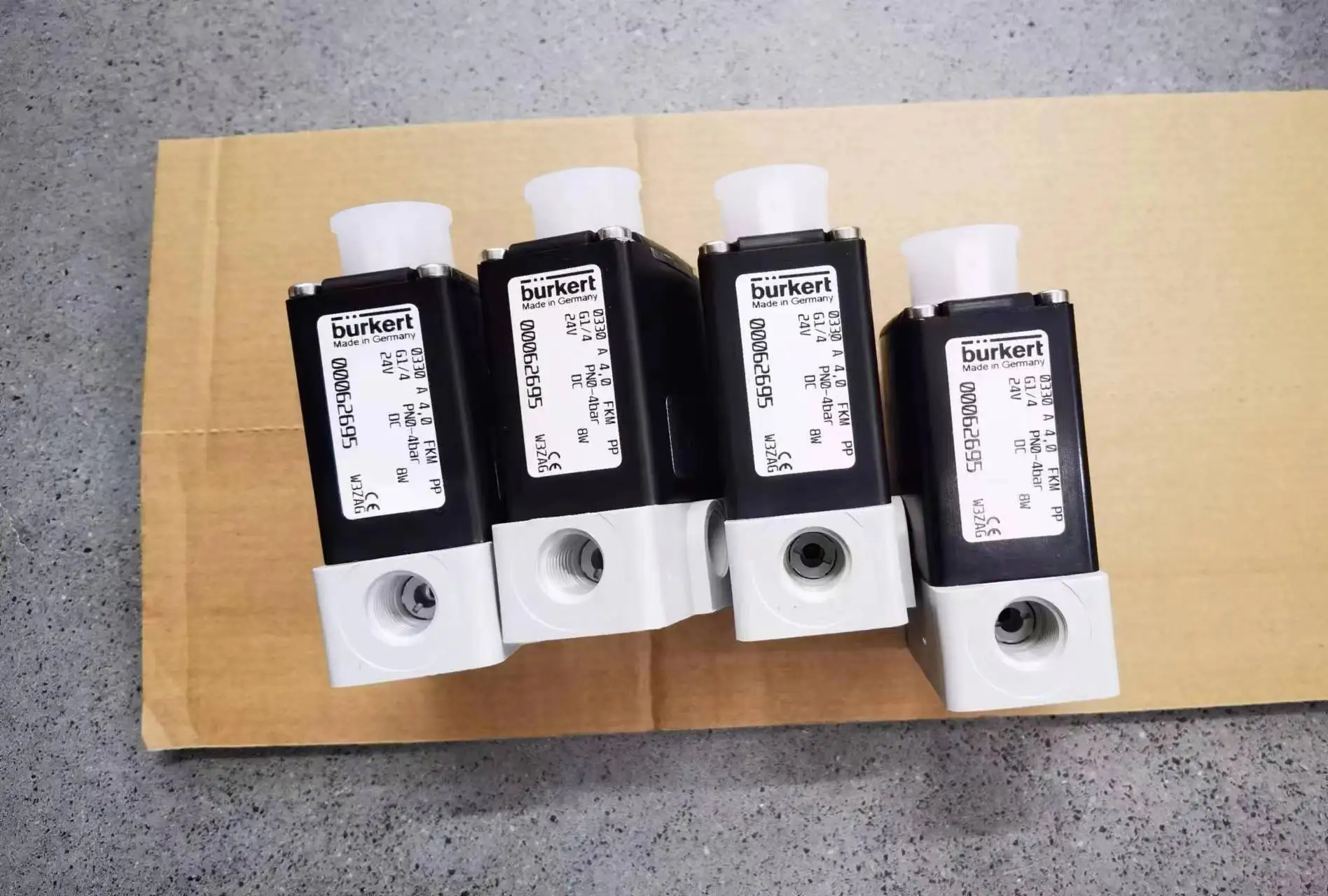 Соленоидный клапан 0400 0053685 00325982 BURKERT 00466305 24 В 058796