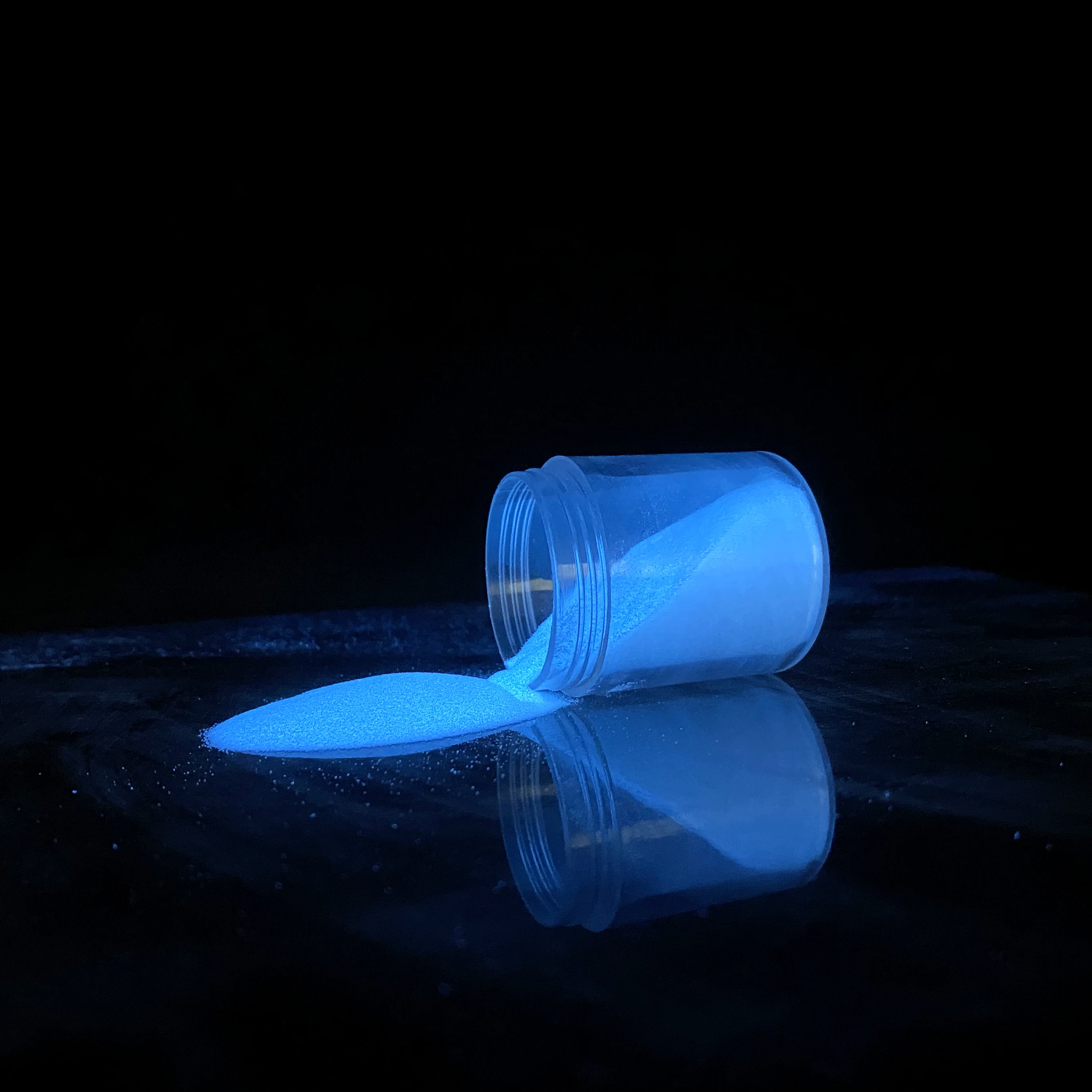 Белый объемный суперпигментный порошок светится в темноте Фошань фотолюминесцентный