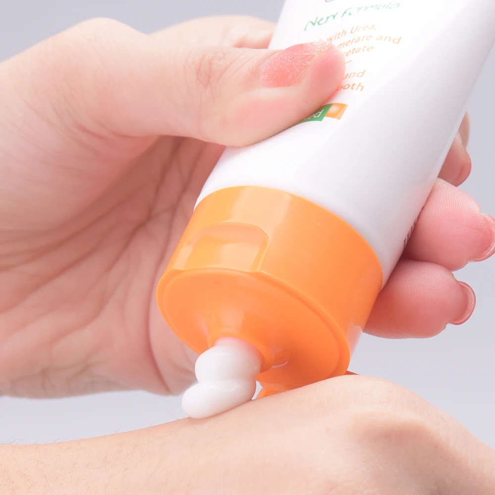 MISTINE FOOT FIX HEEL CR. Feet Skin Care Cream Products Dry Cracked Skin Moisture Softness Hydrated Thai Cosmetic Thai Product
