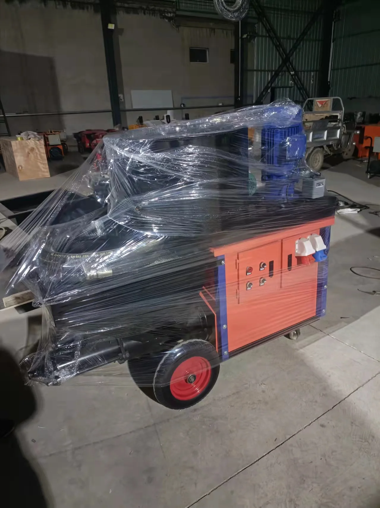 Bottom Price 80L Hopper Capacity Wall Cement Plaster Machine for Construction