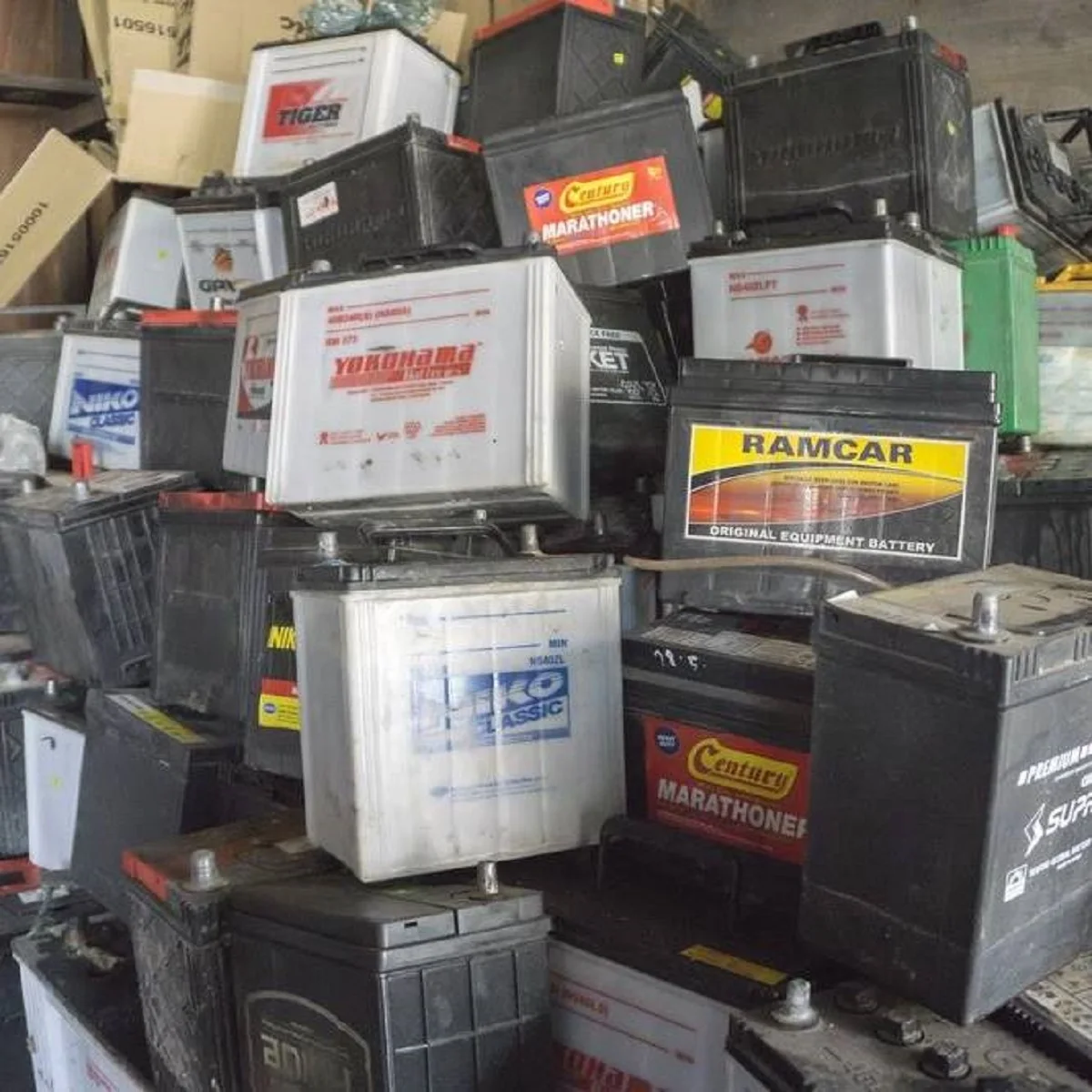 cheap price Used Drained Scrap Battery Drained Lead Acid Battery Scrap