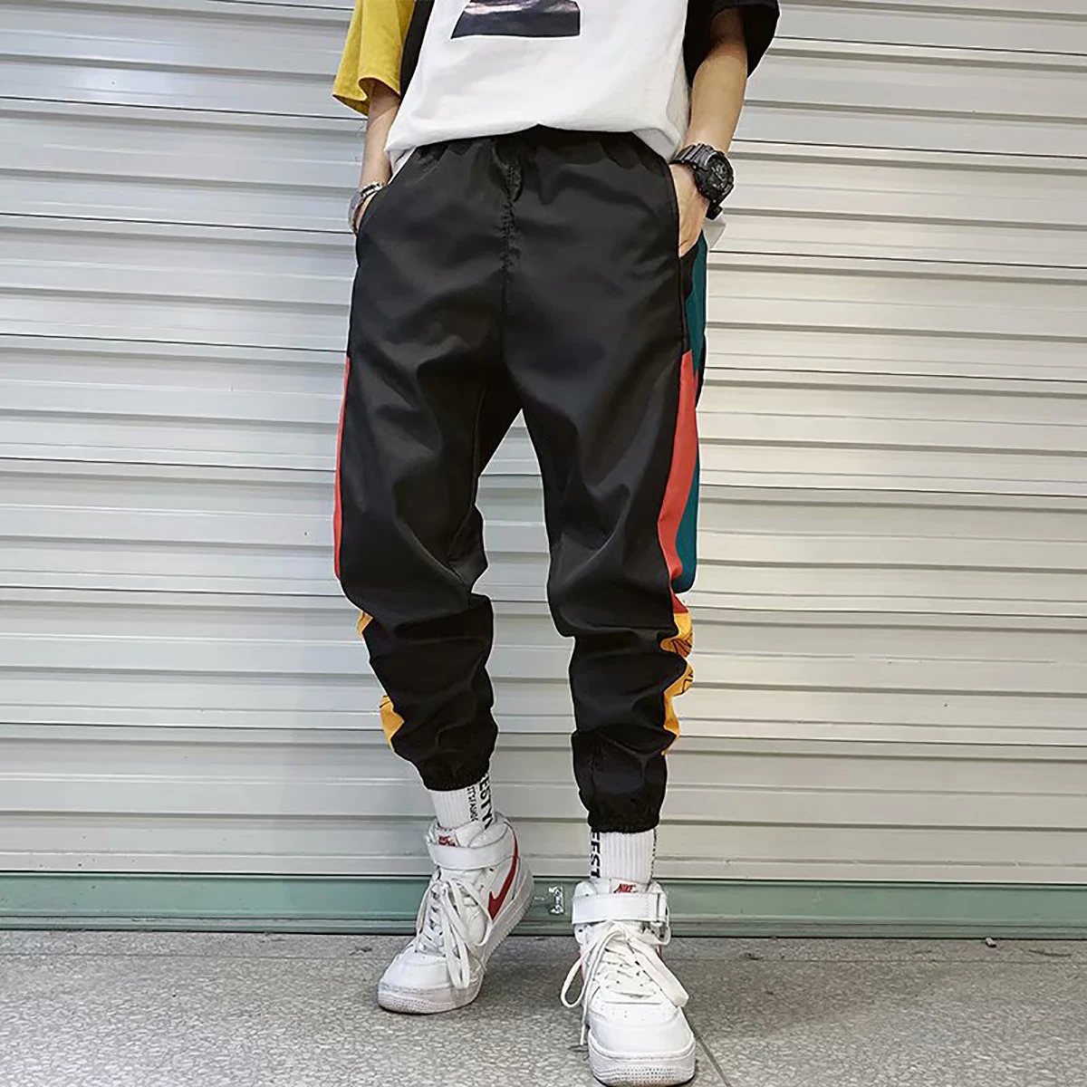 Factory Manufacturer Custom Cuffed Sweatpants Men Nylon Cargo Windbreaker Track Pants