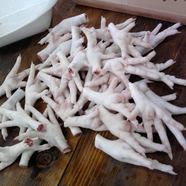 CHEAP AFFORDABLE FROZEN CHICKEN FEET / PAWS BRAZIL ORIGIN