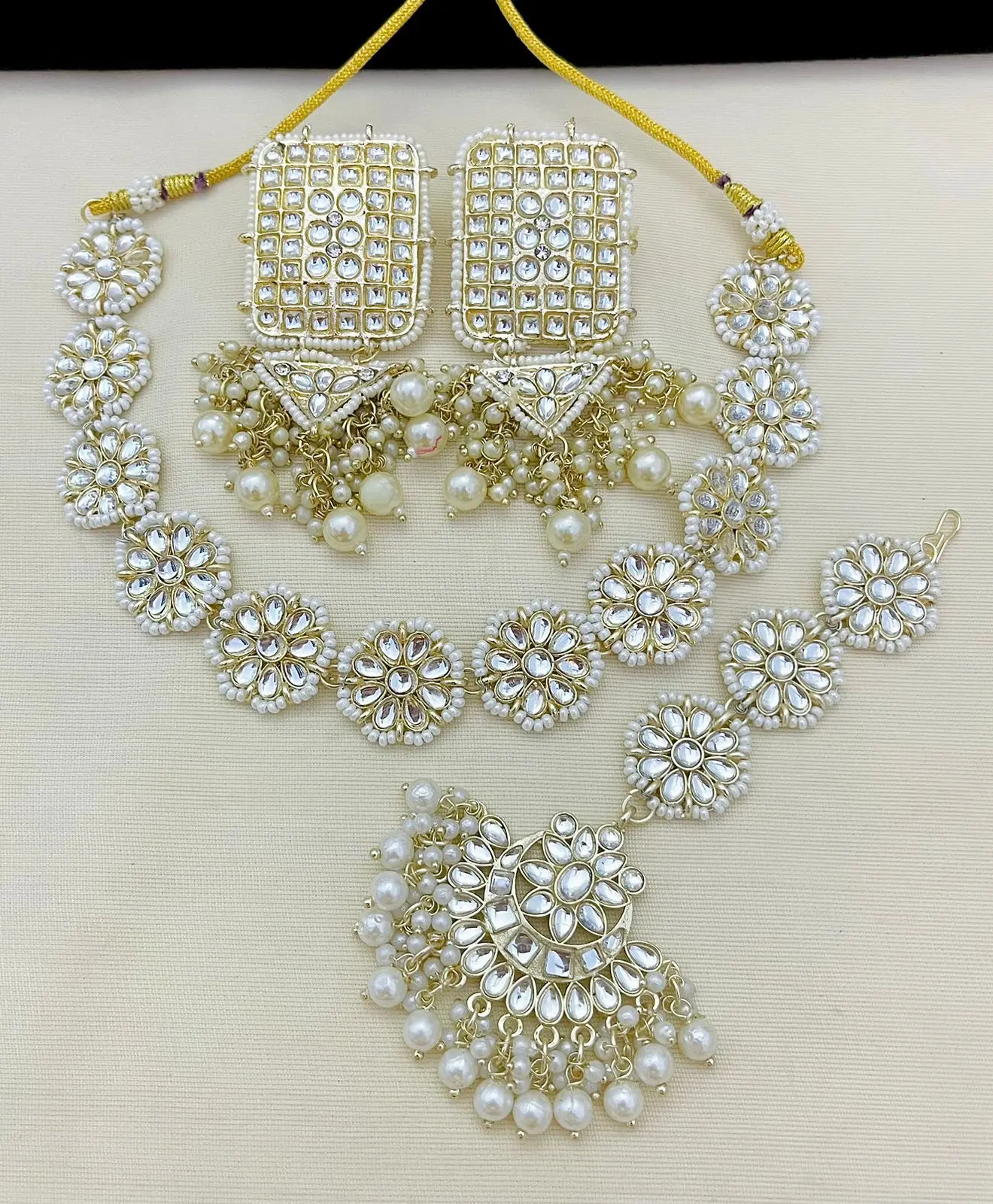 Indian Floral Crystal Kundan Black Pearl Rhinestone Choker Necklace and Earrings Set Plated Wedding Bridal Jewelry Wholesale