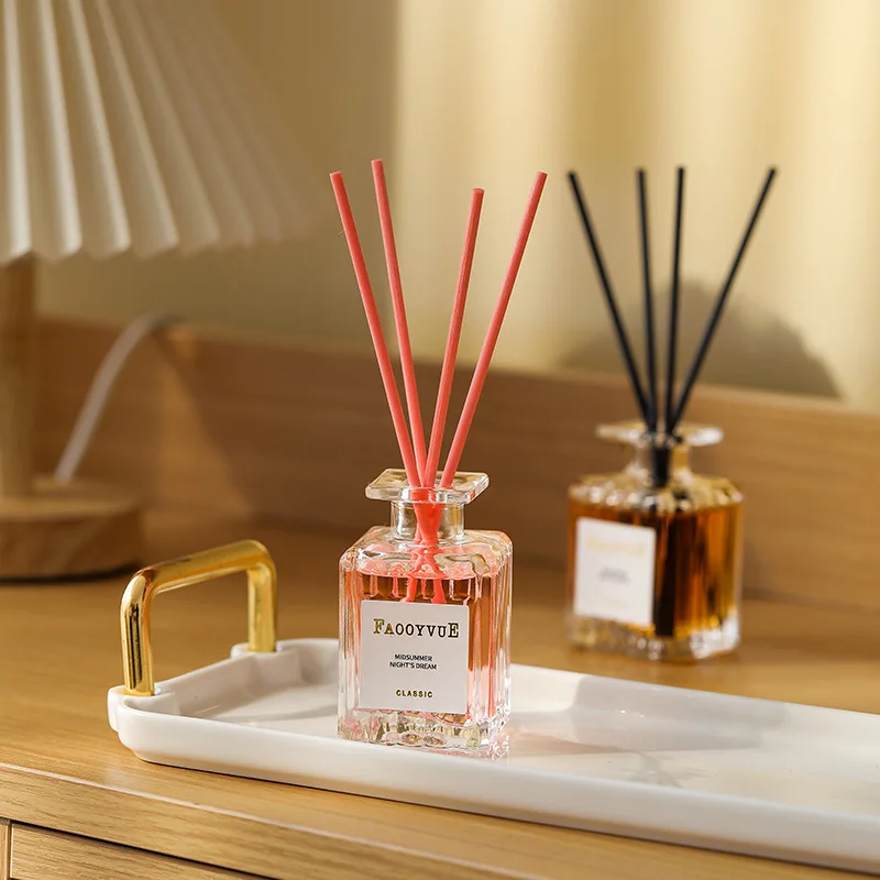 Aroma Reed Diffuser perfume  - Home Use - Bedroom - Fragrance - Air Freshener - Long-lasting - Elegant - Compact
