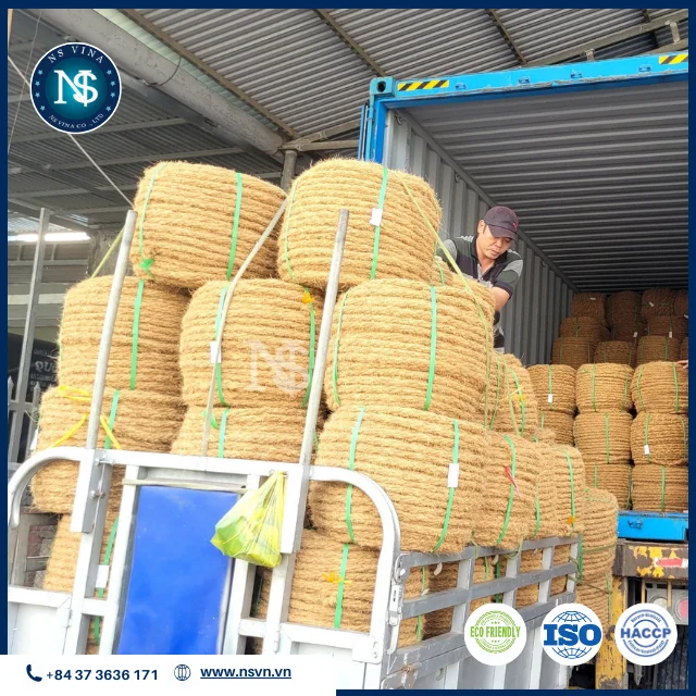 Thick Coconut husk rope coco fibre rolls custom size for Gardening and Handcraft Making High Durable Coconut Coir Rope made from