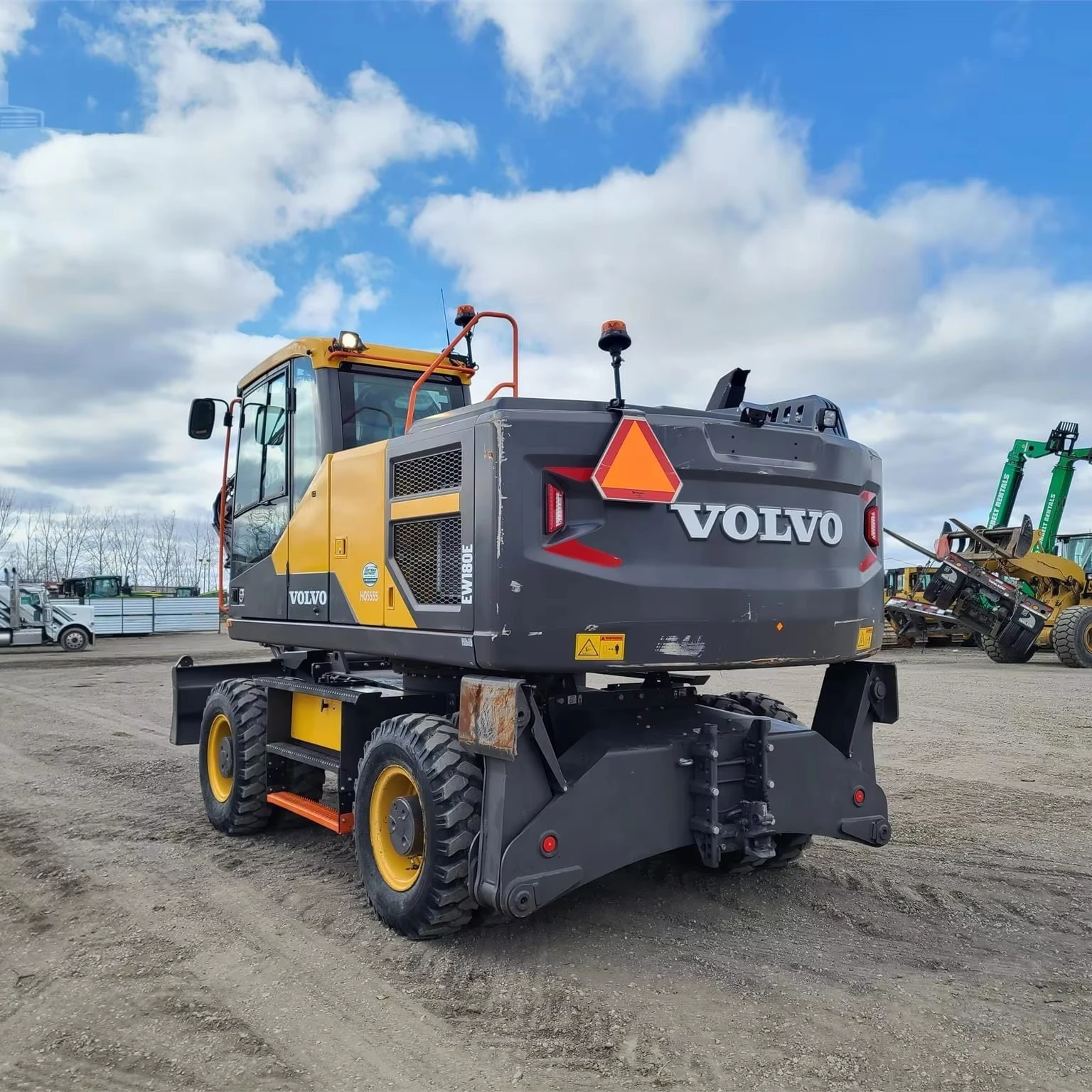 Экскаватор б/у VOLVO EW180E для обеспечения качества автомобиля первоклассные Популярные экскаваторы