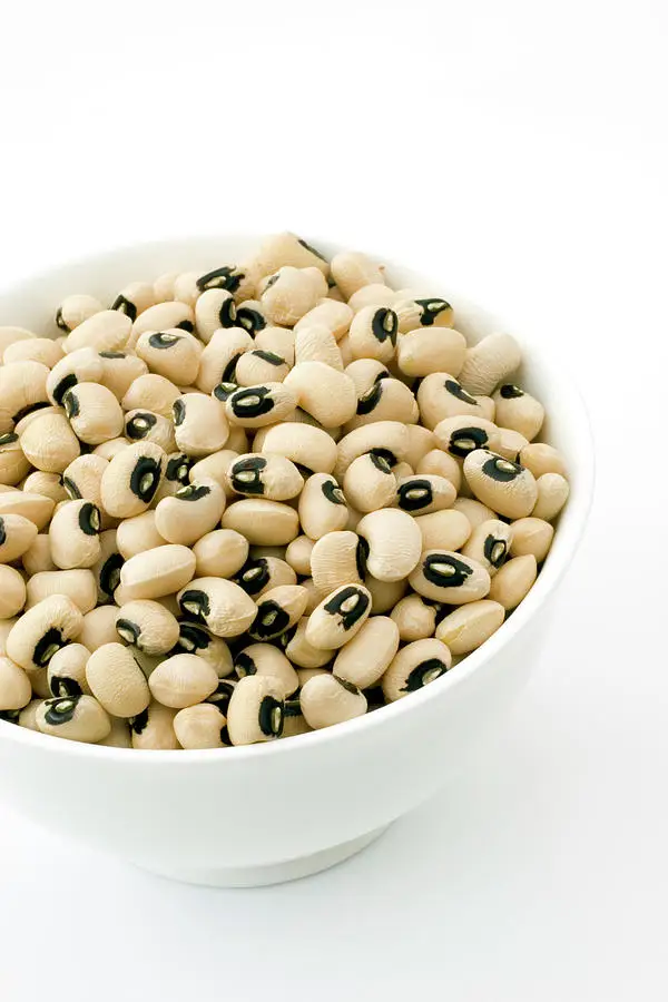 Black eyed beans 07.jpg