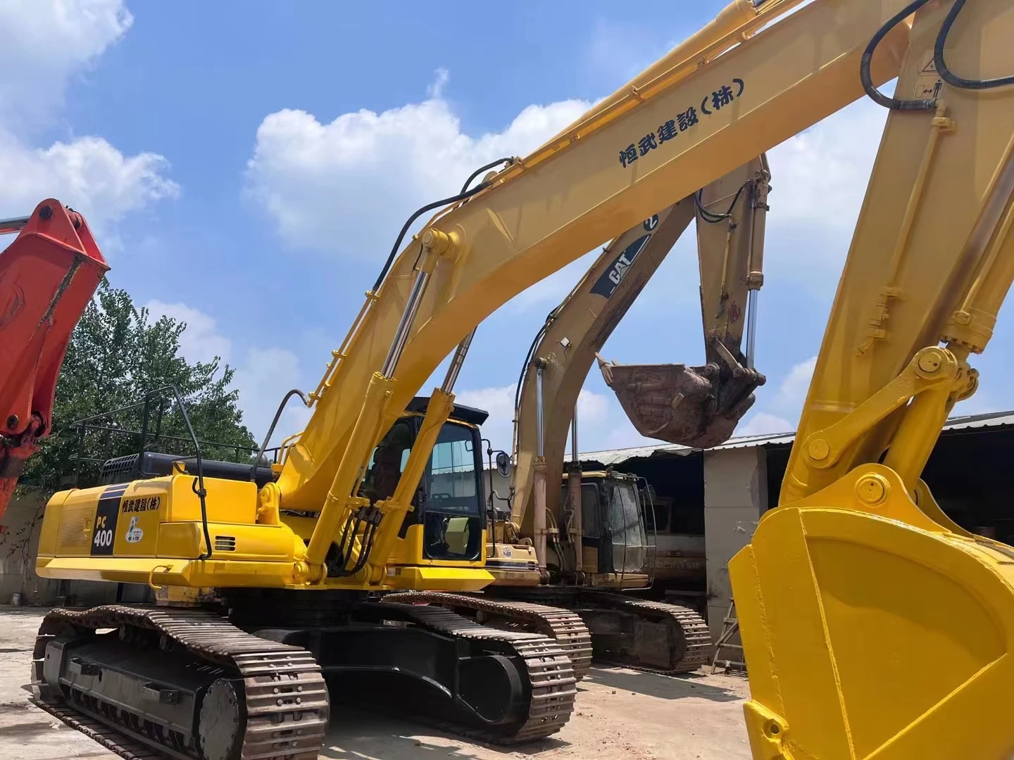 used KOMATSU PC400 excavator