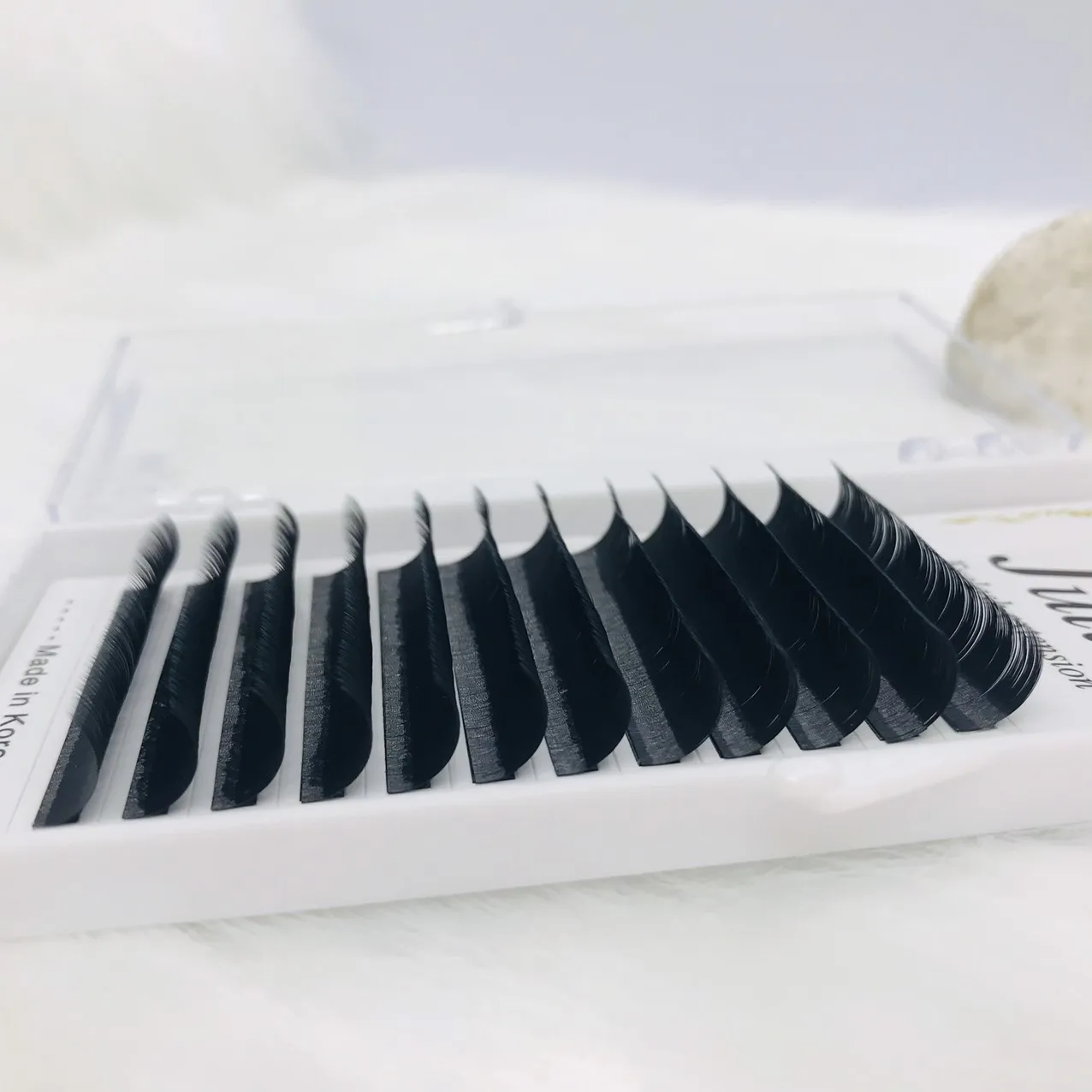 Vietnam factory wholesale lashes individual eyelash extension professional supplies soft and natural mink lashes