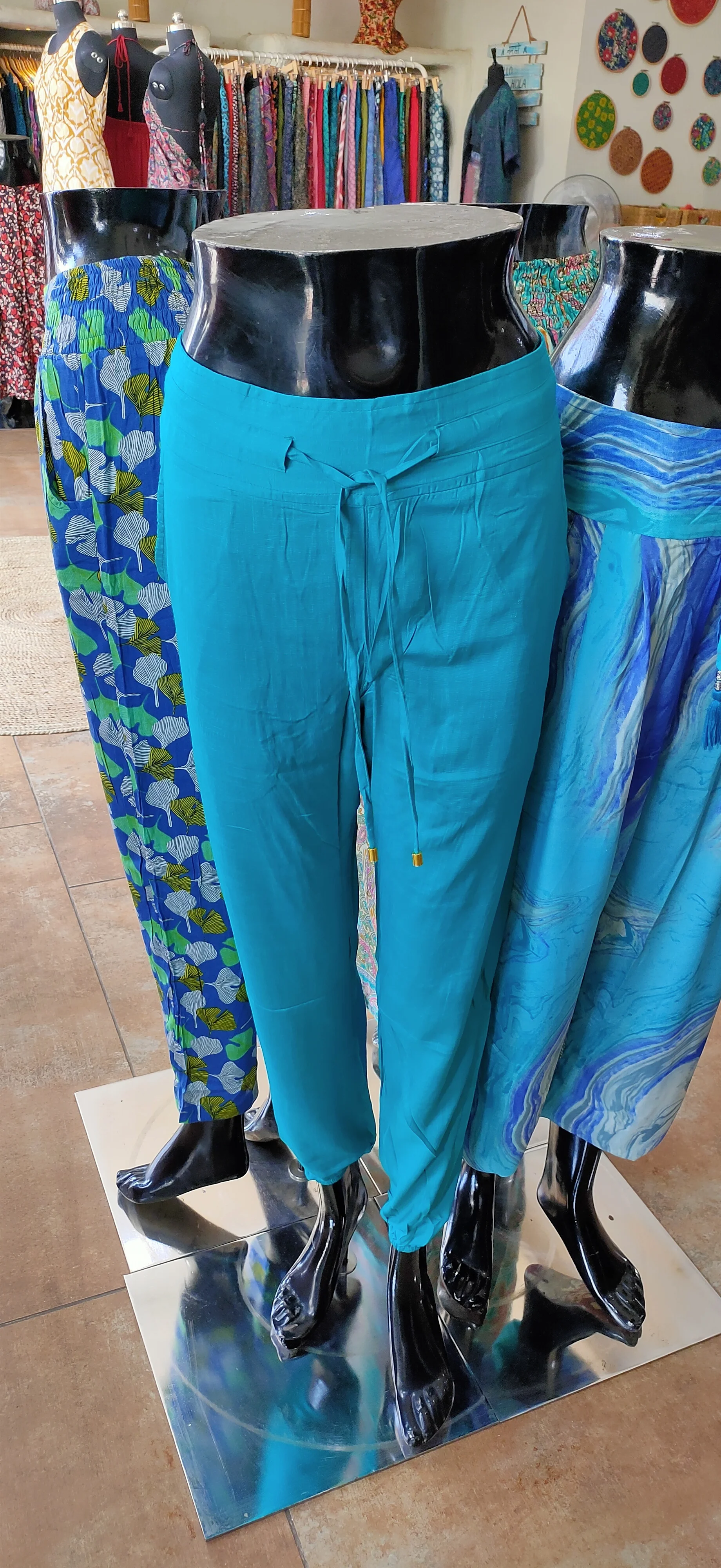 Multiple Sizes Comfortable Wear Ladies Rayon Solid Dyed Pants For Women At Wholesale Price From India