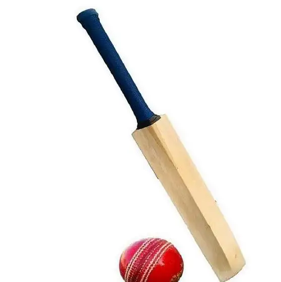 Export Quality Highly Comfortable Strong Grip Wooden Customized Cricket Bat for Outdoor Sports Practice at Wholesale Price