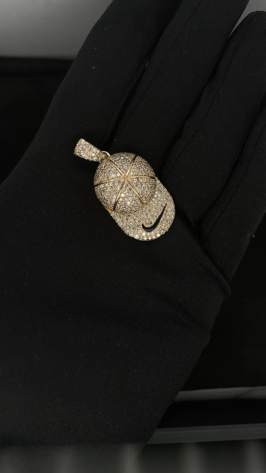 Fashion Accessories Hip Hop Style Diamond Pendant with Si Diamond Purity Available at Wholesale Price from India