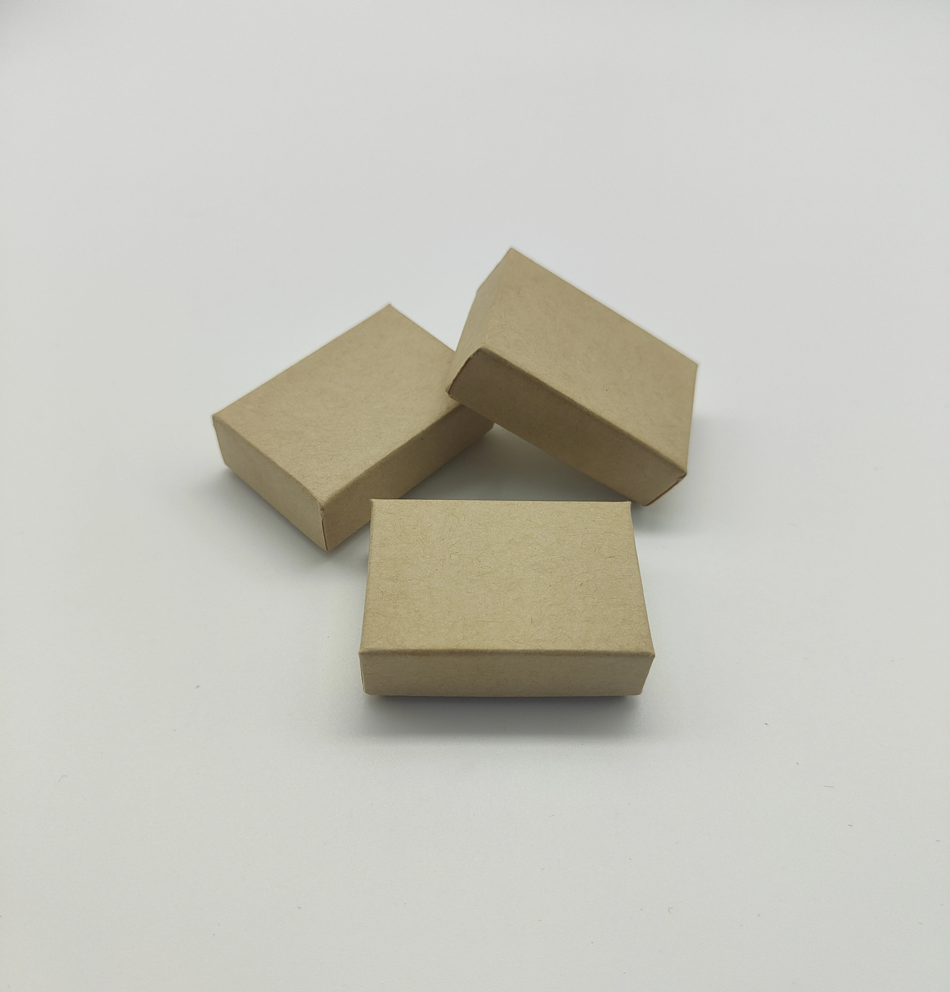Wholesale Y#10 Size 1.86*1.23 *3/5 ' Gold Foil Paper Jewelry Box Cotton Filled For Ring Earring Custom Lid And Base Box