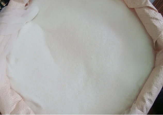 WHITE CRYSTAL BEET SUGAR IN LARGE QUANTITY READY FOR SUPPLY