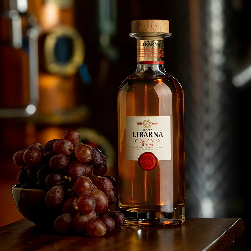 Premium line Top Quality Made in Italy Grappa Libarna Barolo 6 x bottle 0.70ml ready for export
