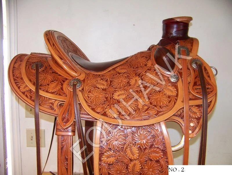 PREMIUM QUALITY WESTERN LEATHER SADDLE MADE ON FIBER TREE WITH HAND TOOLING AND CARVING DESIGN /LEATHER HORSE SADDLE