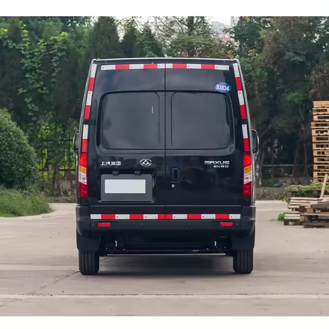Chinese MAXUS EV30 EV80 SAIC MAXUS EV30 New Energy Van Big Space Pure Electric Mini Truck