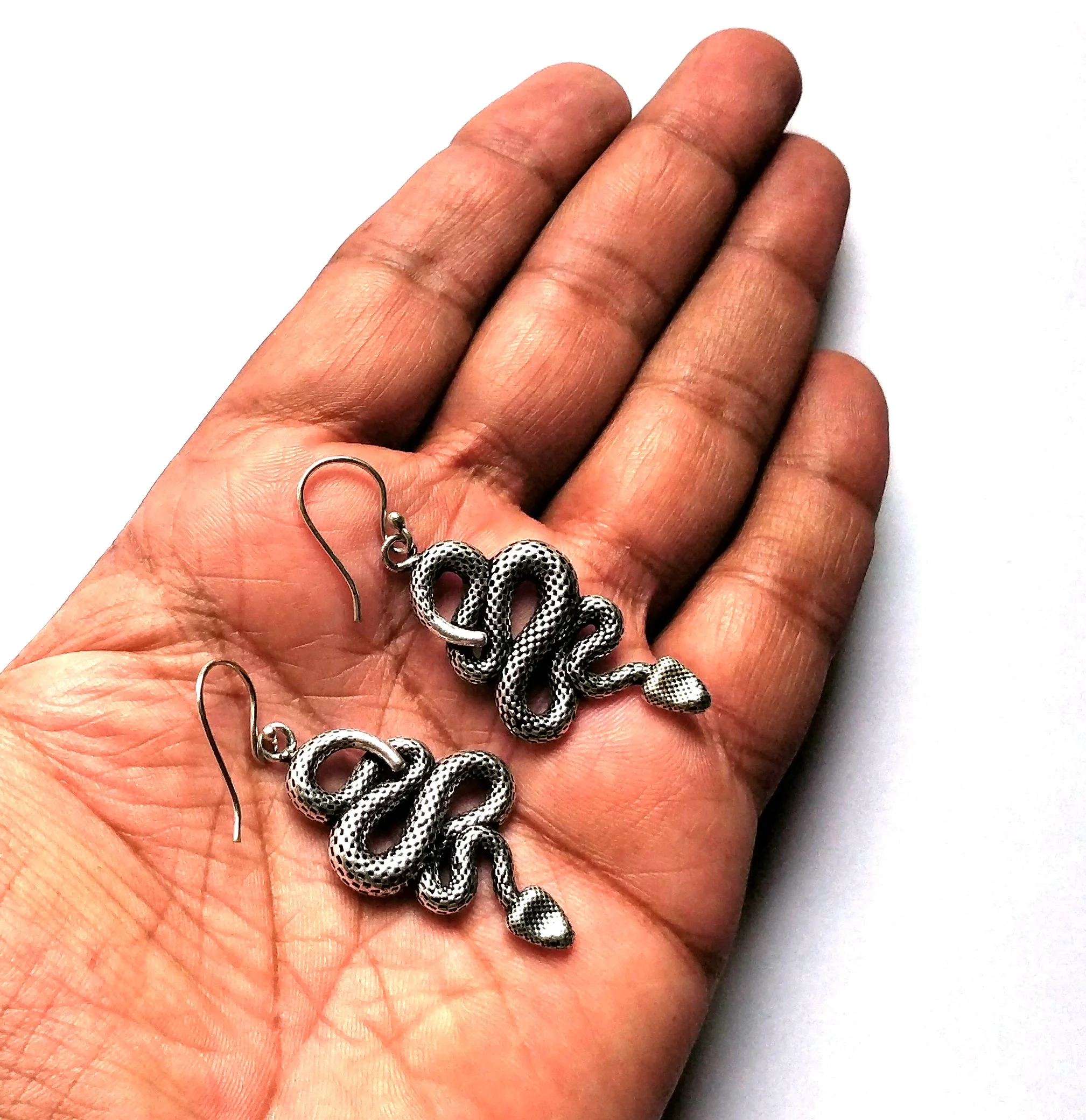 Fashion Earrings Metal Brass Carving Animal Snake Earrings Antique Exaggerated Snake Earrings Jewelry