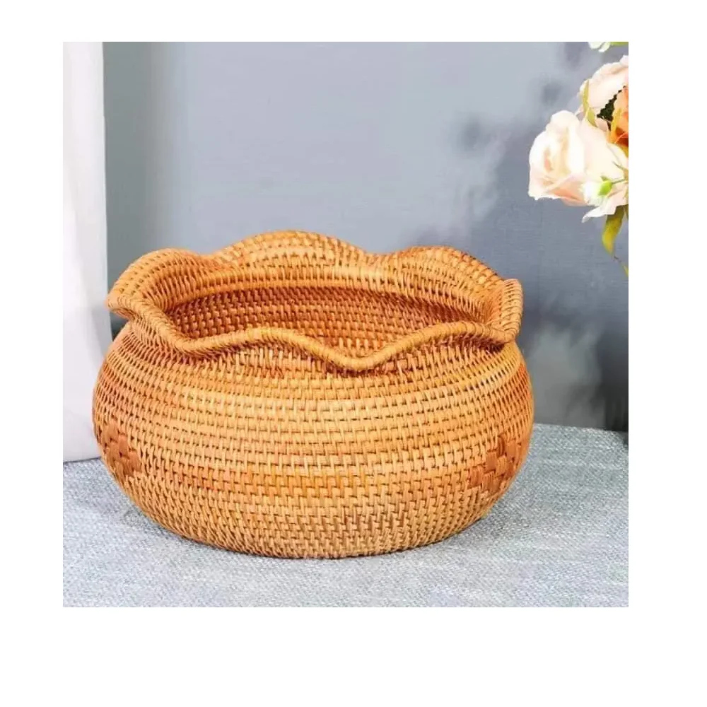 Rattan Basket Wholesales Price Package Customize basket decorations Rattan Flower Basket Made In Vietnam