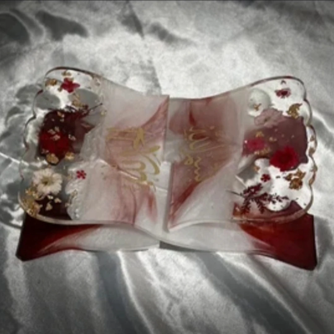 Handcrafted Resin Quran Display Stand Elegant Islamic Book Holder for Holy Quran Wholesale Gifts for Islamic Celebrations