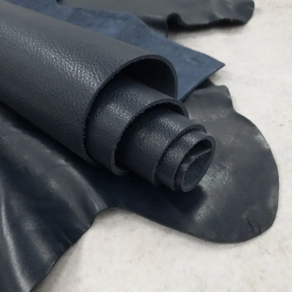 Vegetable tanned leather Cow Leather Genuine Leather for shoes ,bags , belts and other leather accessories
