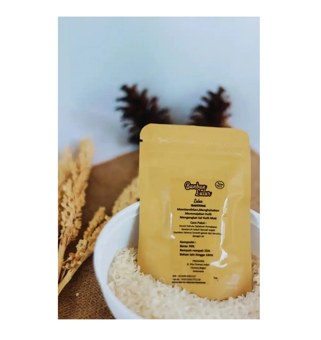 Wholesale Price Premium Body Scrub For Body Care And Skin Care Made From Aromatic Ginger Cinnamon And Rice To Remove Dead Skin