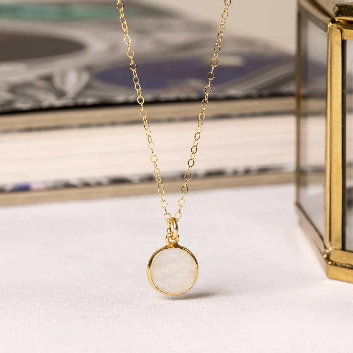 HOYA Internet celebrity exquisite 925 silver moonstone small disc round necklace for friends festival anniversary gift