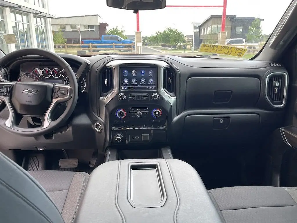 2022 Chevrolet Silverado 1500 RST на продажу