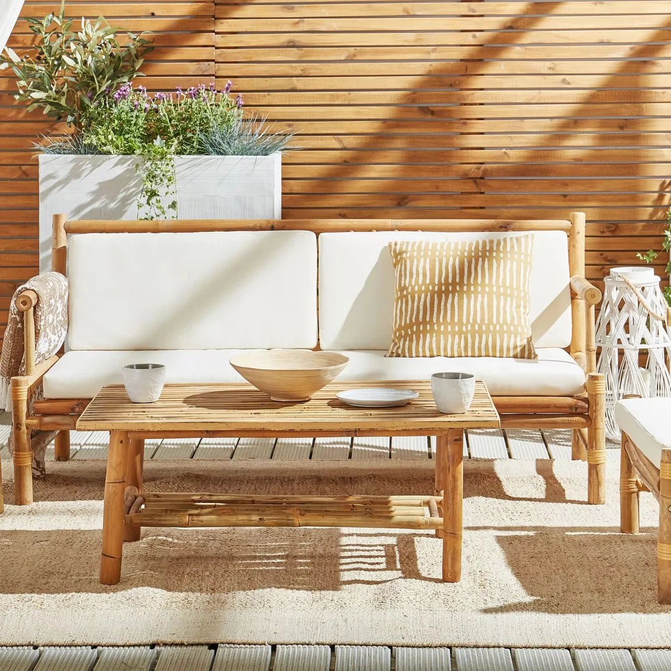 Rustic Handmade Bamboo Outdoor Furniture with Cushions Garden Sofa Full Set Manufacturer Price