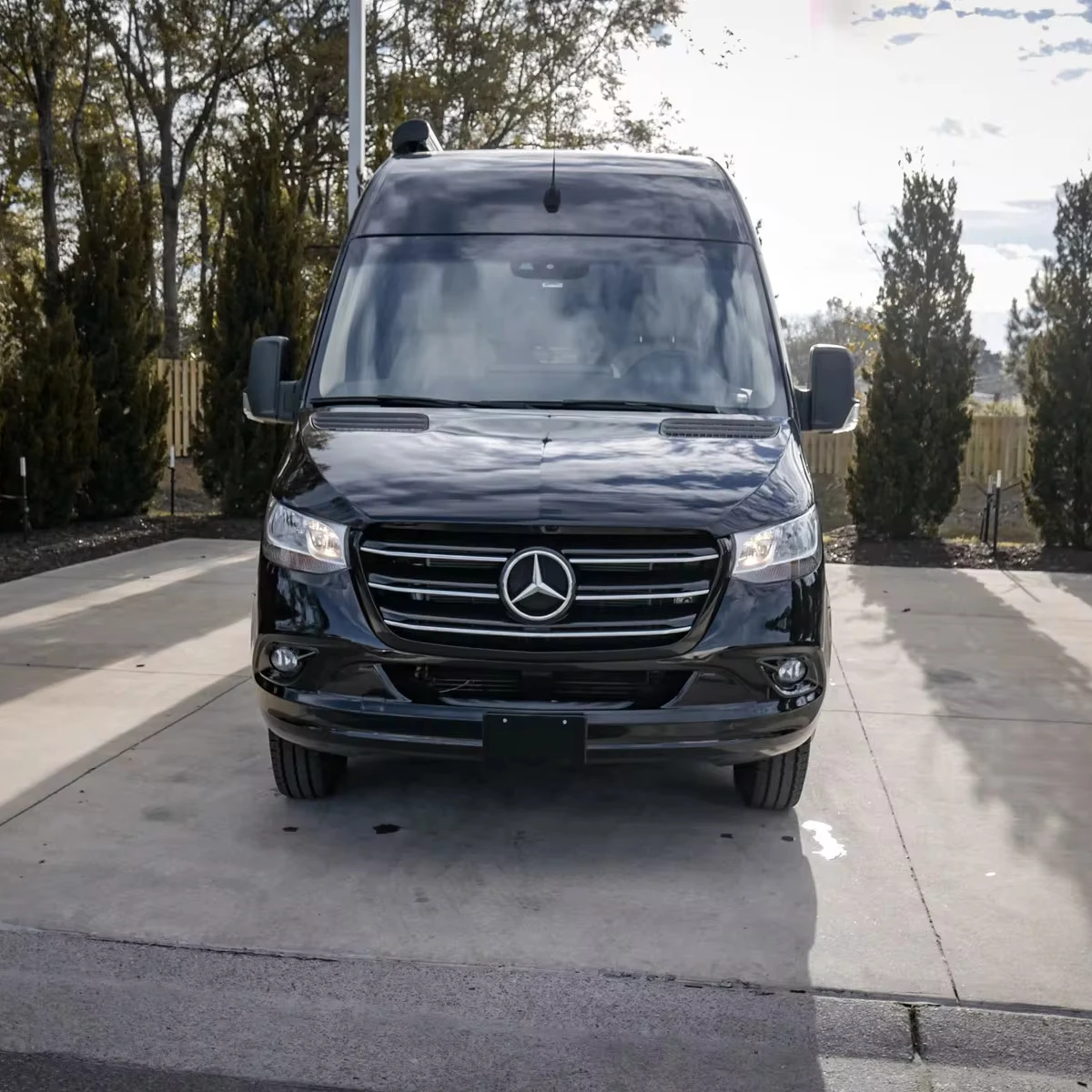 Подержанный 2020 грузовой фургон Mercedes-Benz Sprinter