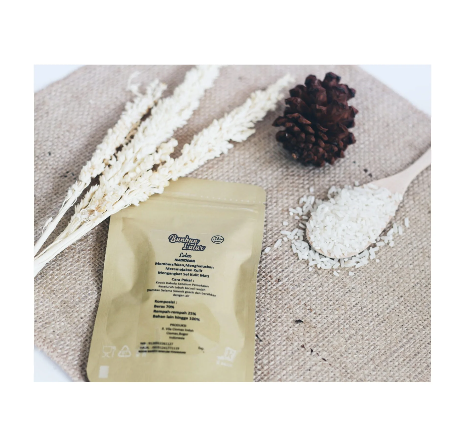 Wholesale Price Premium Body Scrub For Body Care And Skin Care Made From Aromatic Ginger Cinnamon And Rice To Remove Dead Skin