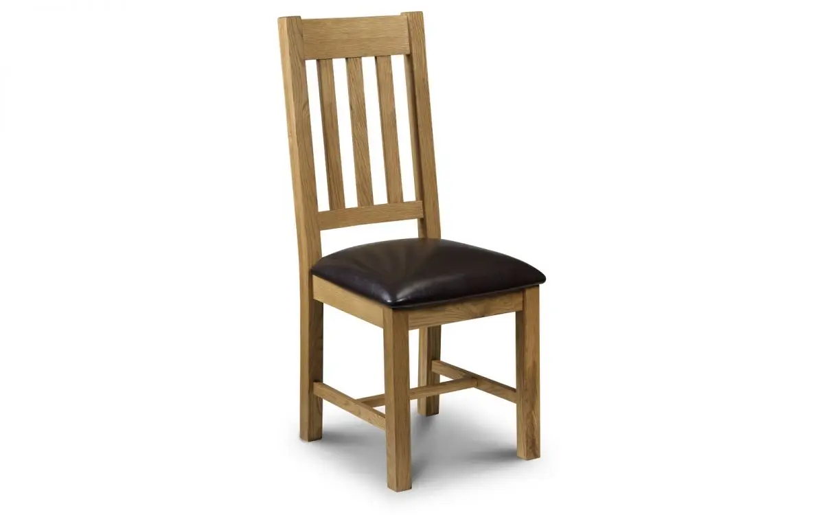 WOODEN CHAIR