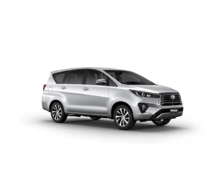 Купить Подержанный Toyota Innova Crysta в хорошем состоянии просторный и удобный семейный автомобиль Надежная производительность по лучшей цене