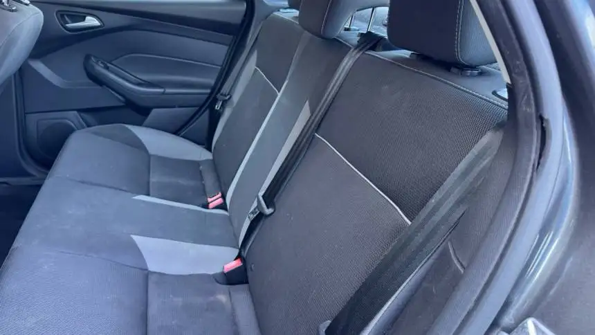 2014 Ford Focus SE седан б/у автоматическая коробка передач кожаные сиденья задняя камера подставка на крышу из сплава Электромобиль Темный
