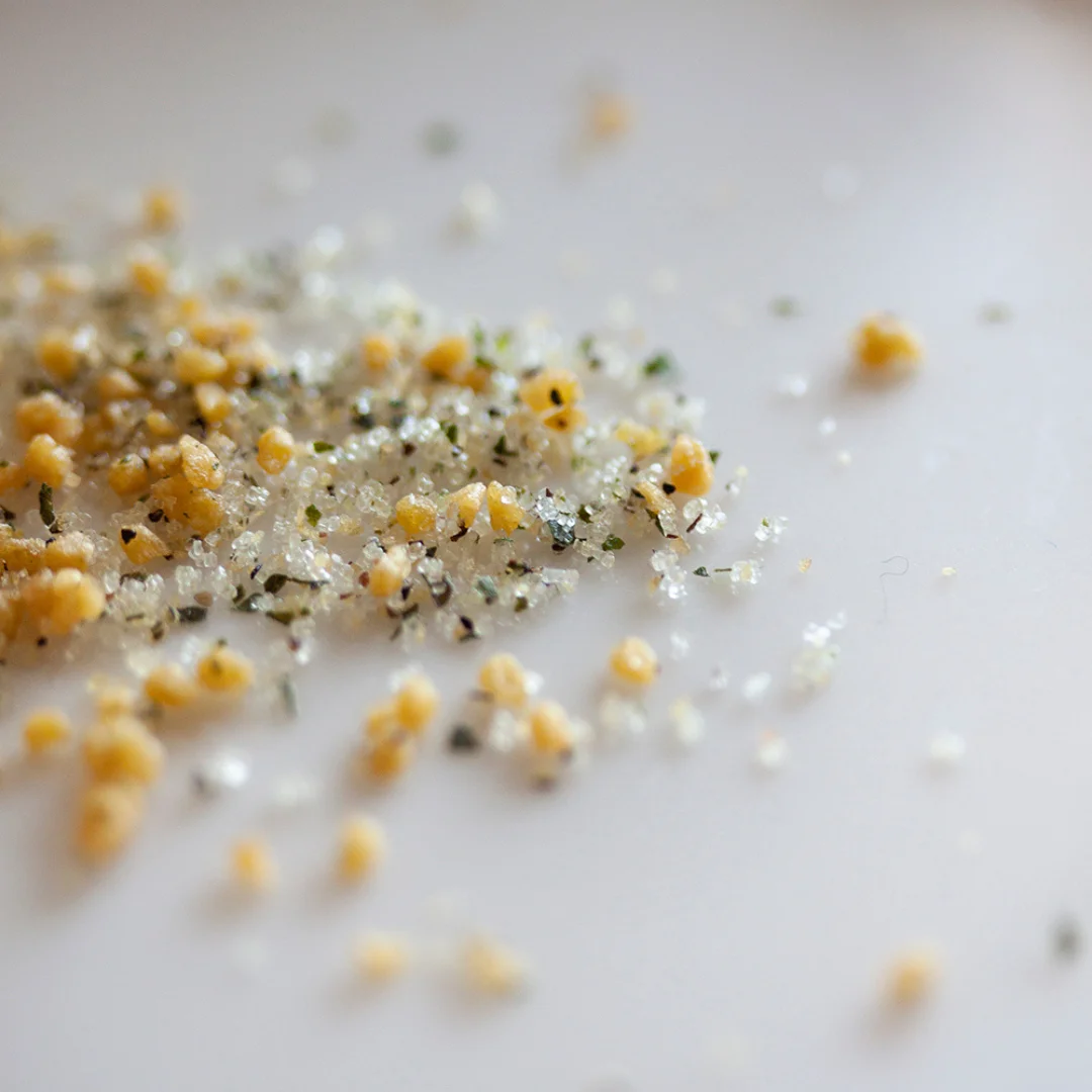 FUMI Japanese Garlic Salt -  Gourmet Seasoning for Culinary Delights - Umami Seasoning Mix - Blend of Salt, Garlic and Spices