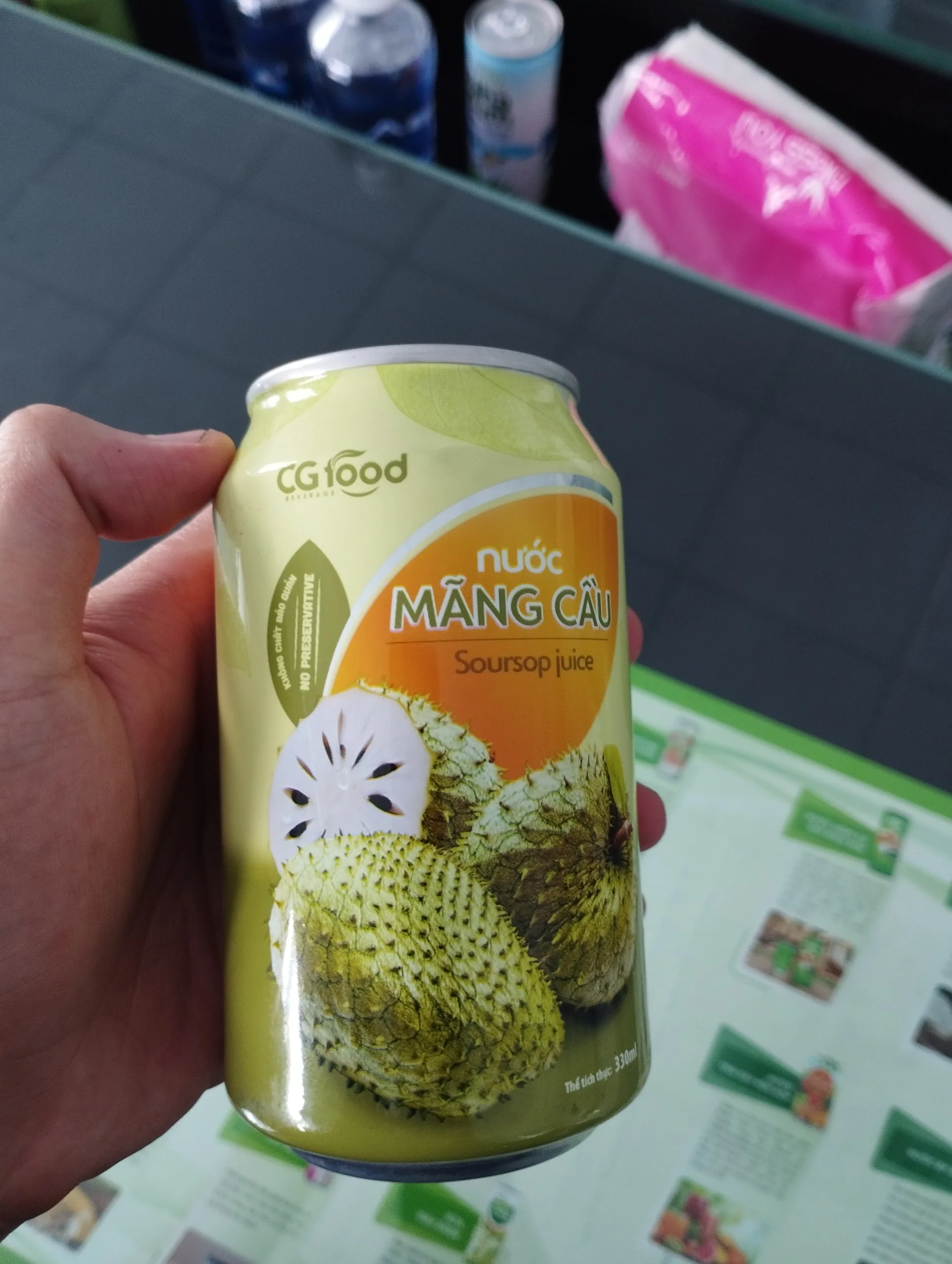 Natural Soursop juice Wholesale in 330ml Aluminum can Best Soursop flavor