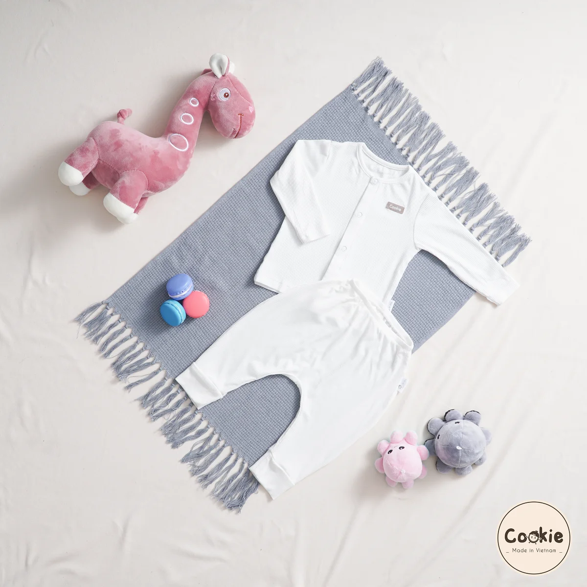 Air-cool Knitwear fabric Vietnam Unisex Newborn Set with a CF button placket long sleeve top & elastic waist pants