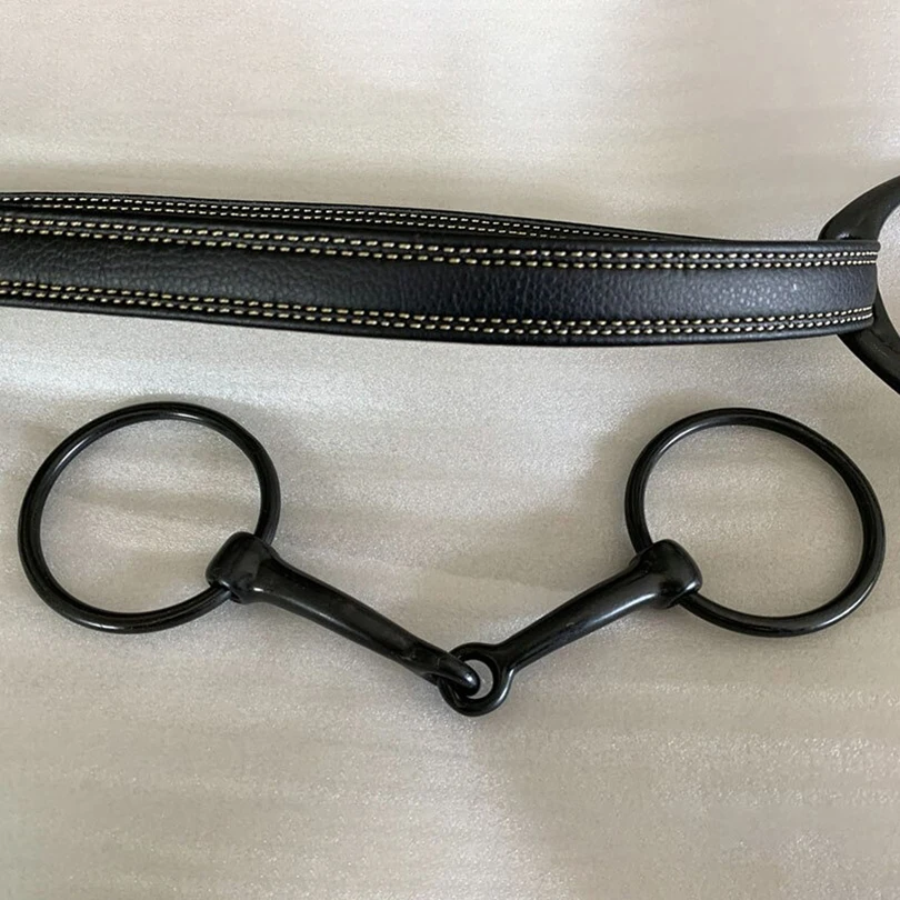 Horse Riding Saddle Customized Logo Printing New Design Light Weight Wholesale Outdoor Riding Horse Wear Saddle