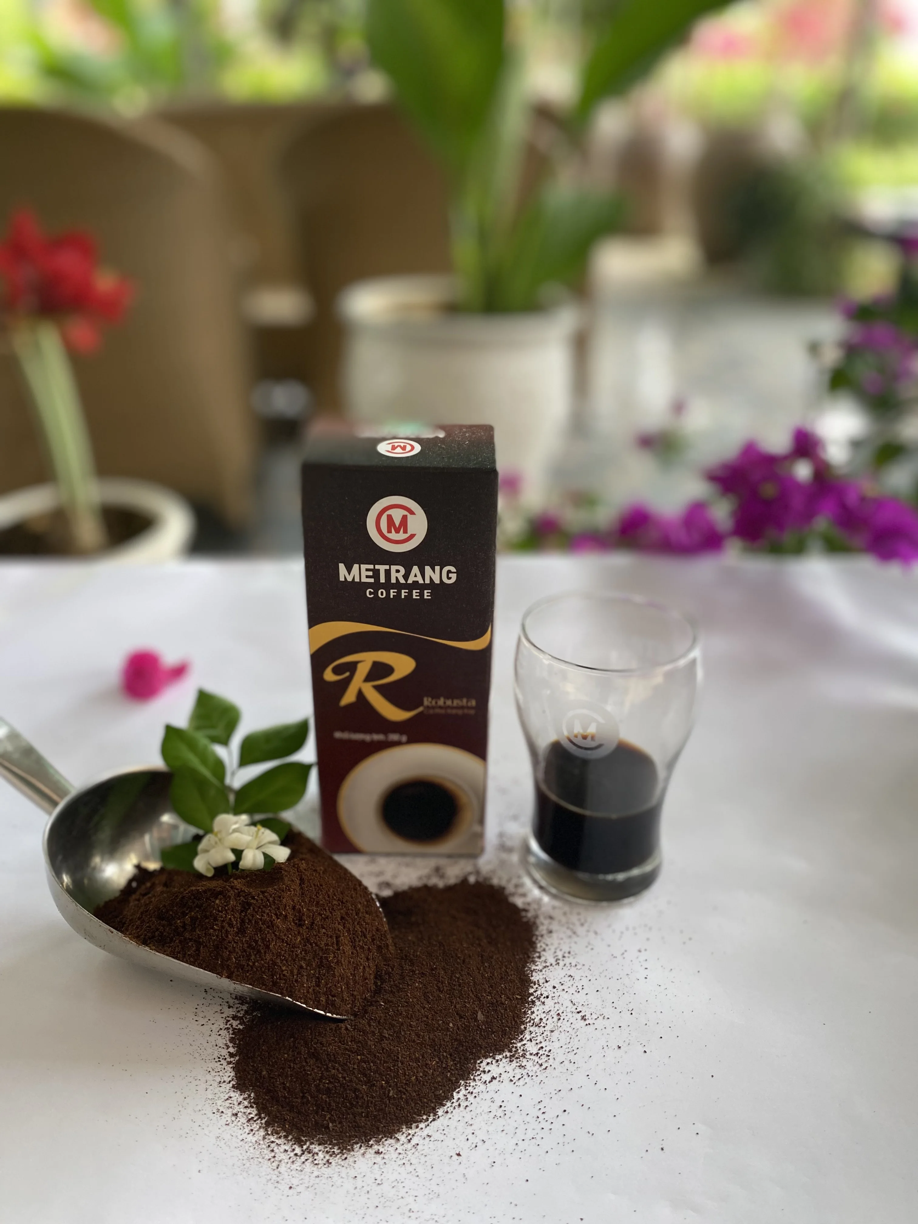 Ground coffee wholesale -  Black coffee medium roasted Robusta powder coffee with bitter taste