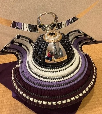 Japanese samurai helmet made by Japanese tradition looking for distributor samurai sword decoration