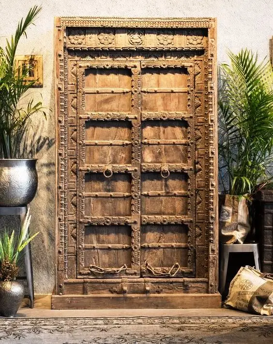 Wholesale High Quality Modern Luxury Vintage Door Furniture Indian Rustic Living Home Entrance Vintage Wooden Door Exterior Door