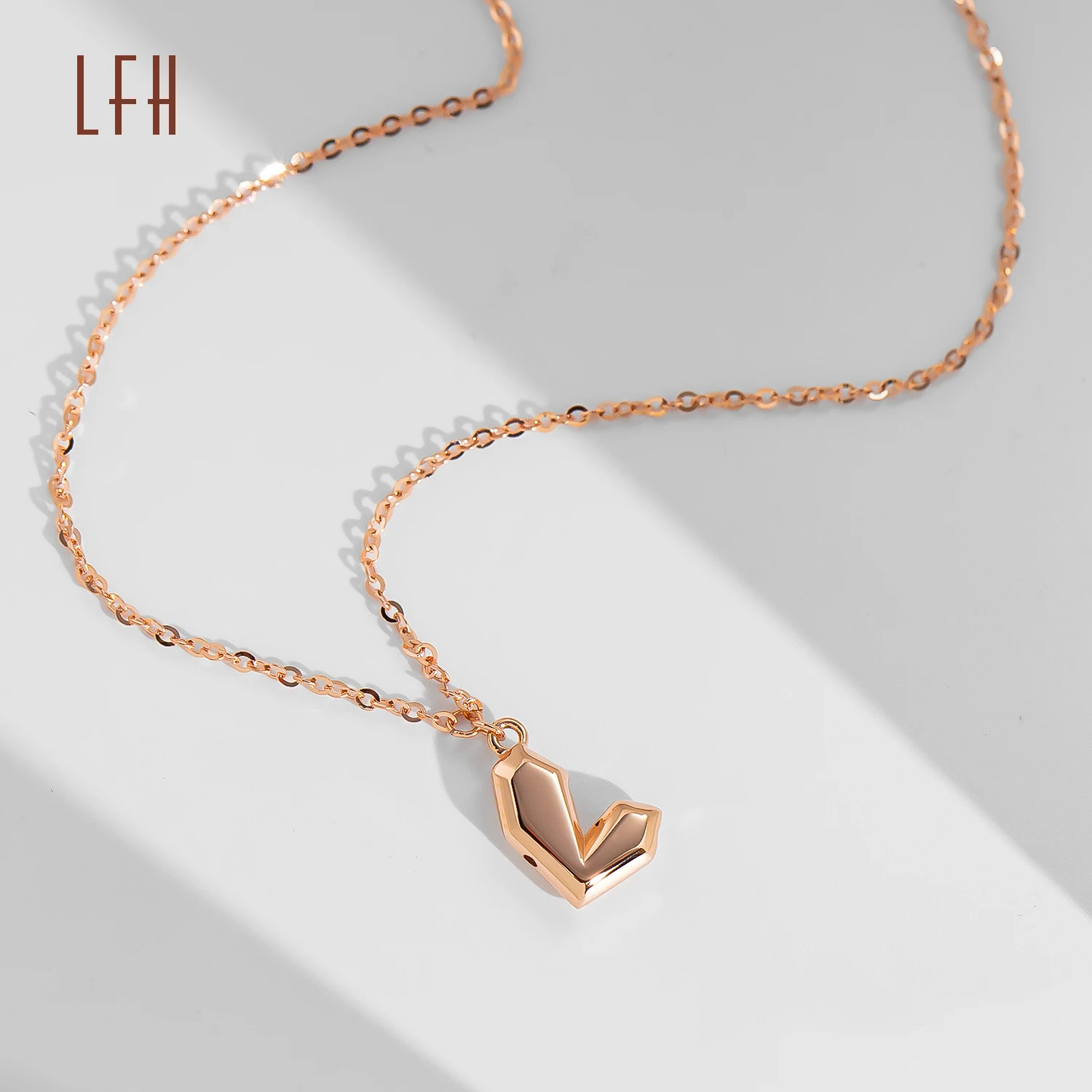 Minimalist Charm Clavicle Chain Geometric Section Love Heart Pendant Necklace for women gold jewelry 18k real oro 18k original