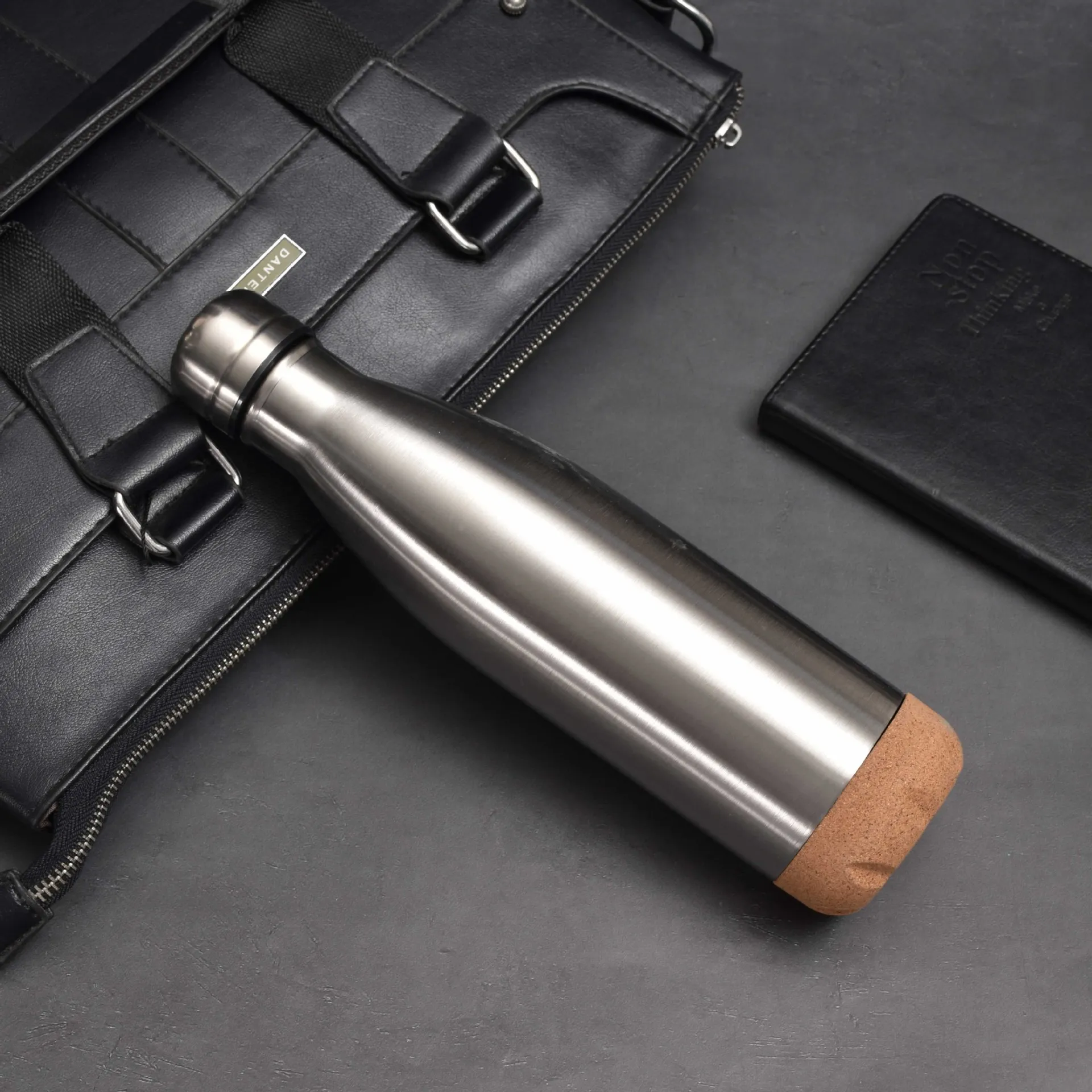 500ml Cork Water Bottle Silent Anti-slip Cola Shaped Vacuum 12oz 16oz Stainless Steel with Cork Bottom Base Wood Coffee Tumbler