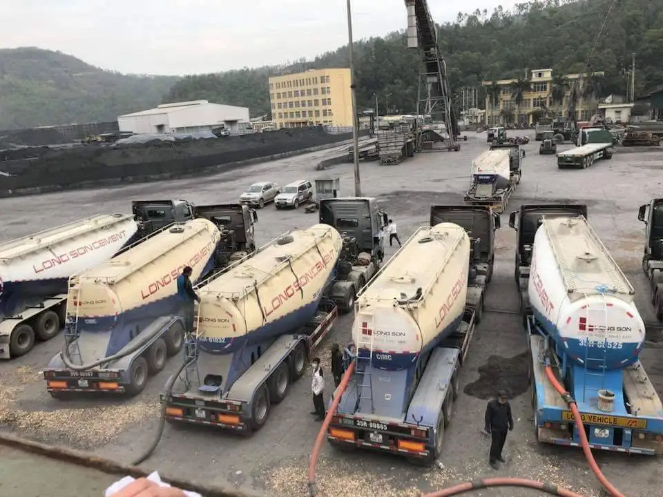 Wholesale High quality Portland Bulk Cement CEM II 42.5N & R from Vietnam Best Supplier Contact us for Best Price