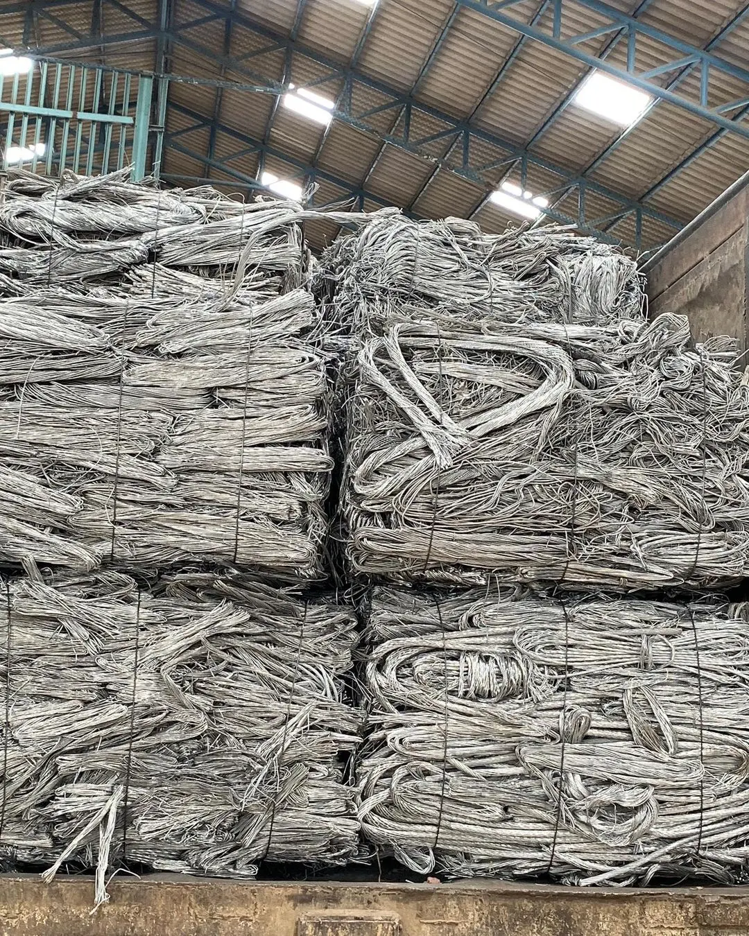 Best selling aluminum scrap/Buy Wholesale Aluminum Alloy Wheel Scrap for sell Aluminum Scrap 6063